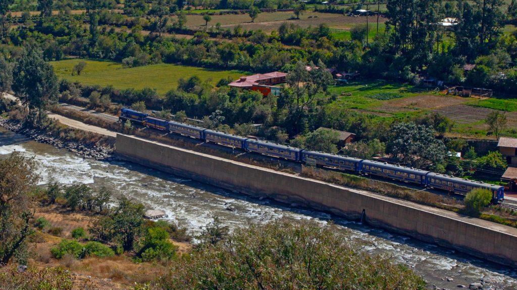 Trains to Machu Picchu Along the Urubamba River - Xplor Machu Picchu