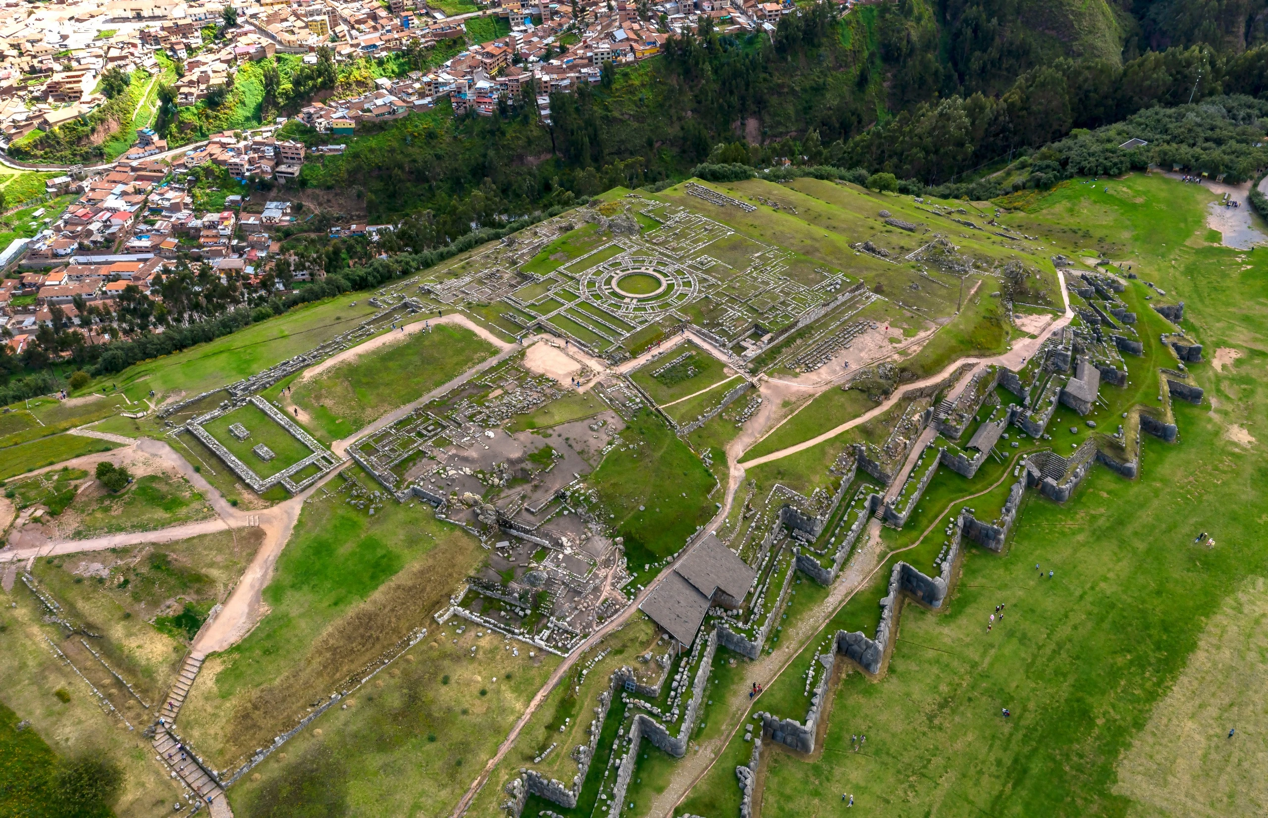 sacsayhuaman